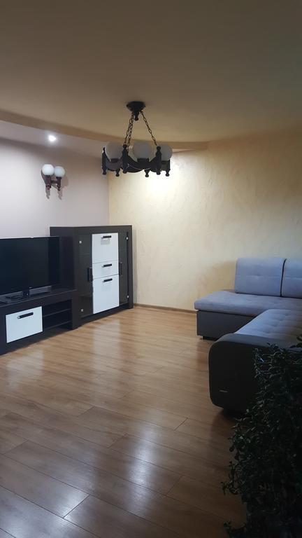 Pod srebrną różą Apartamento Chęciny Exterior foto
