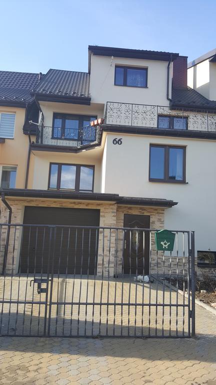 Pod srebrną różą Apartamento Chęciny Exterior foto