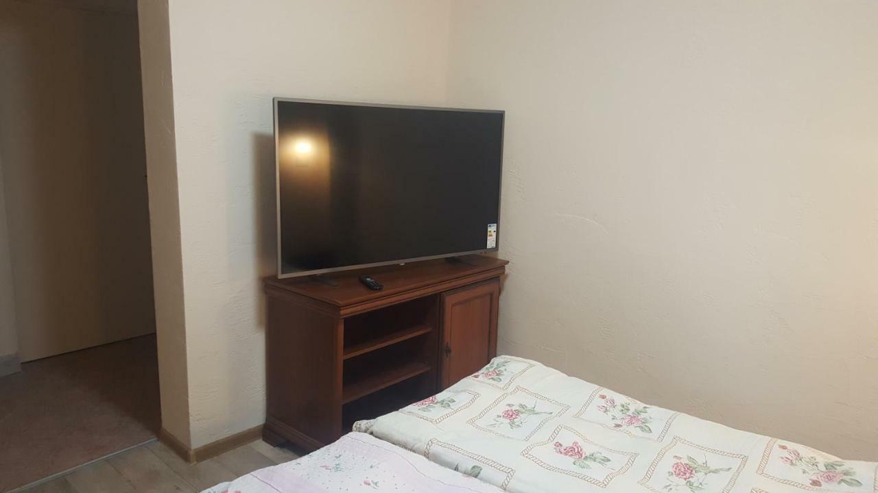 Pod srebrną różą Apartamento Chęciny Exterior foto